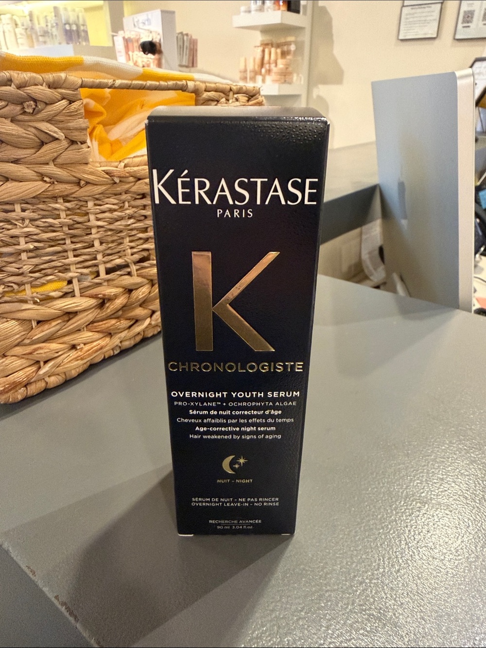 Kérastase Chronologiste Overnight Youth Serum - Black and Gold